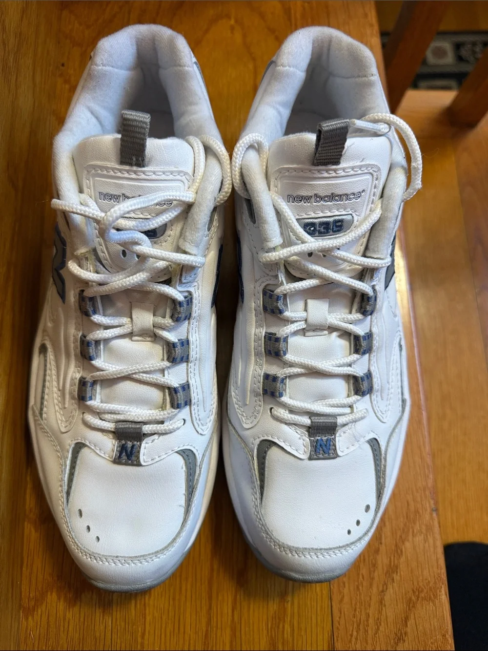New Balance Men's White and Gray Sneakers